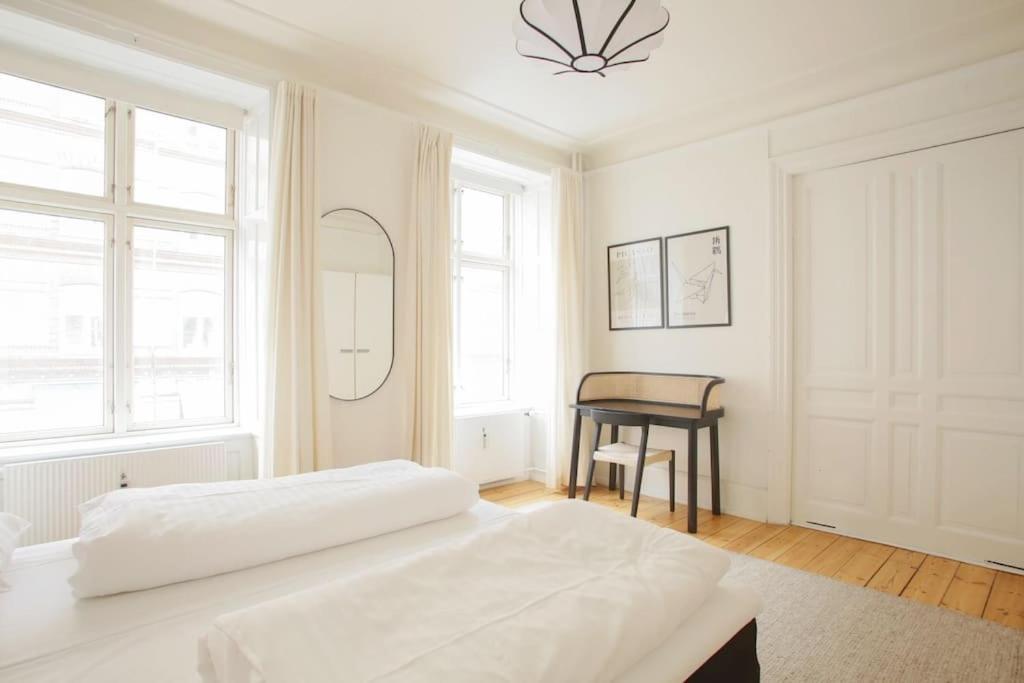 Large & Bright 3Br Apartment W Whirlpool Near Metro København Eksteriør bilde